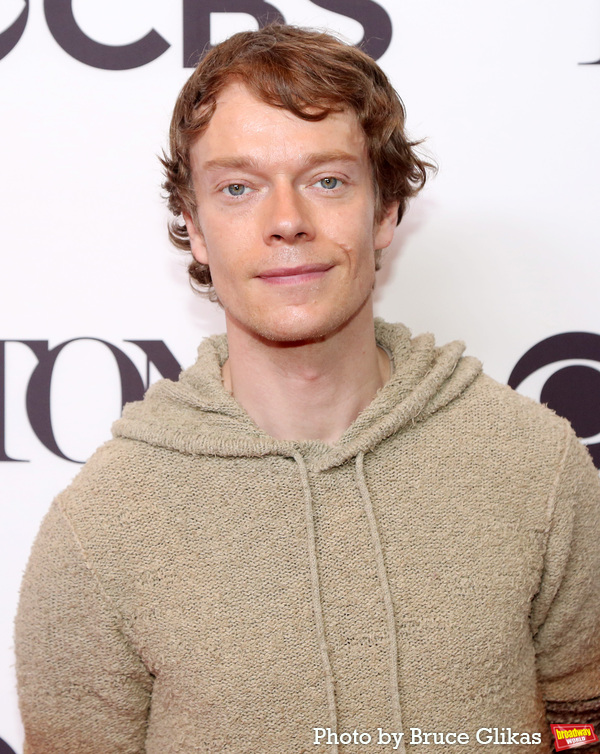 Alfie Allen Photo