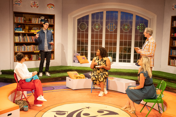 Photos: First Look at EUREKA DAY at Asolo Rep Image