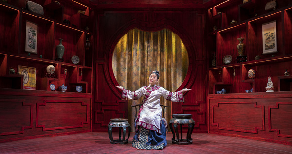 Photos: First Look at the Chicago Premiere of THE CHINESE LADY at Theater Wit 