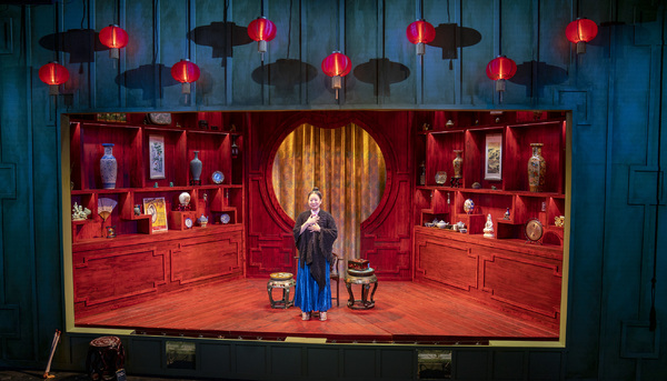Photos: First Look at the Chicago Premiere of THE CHINESE LADY at Theater Wit Image
