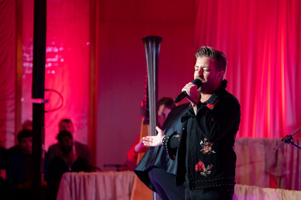 Billy Gilman and The American Pops Orchestra Photo