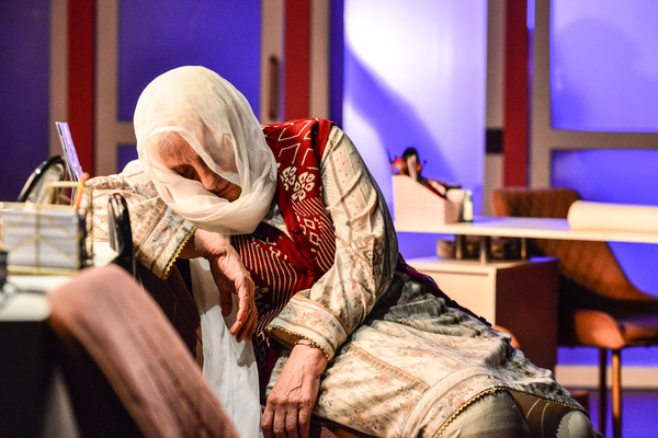 Photos: First Look at Hampstead Theatre's LOTUS BEAUTY Image