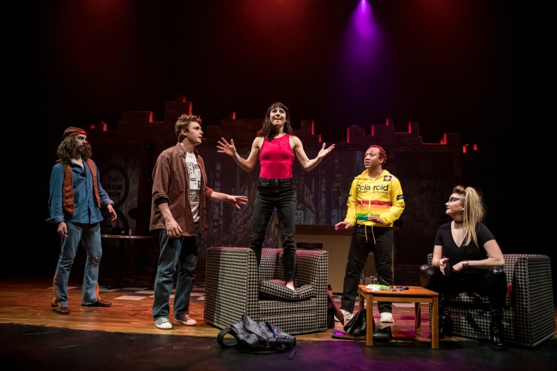 Review: AIRNESS at Park Square Theatre Image