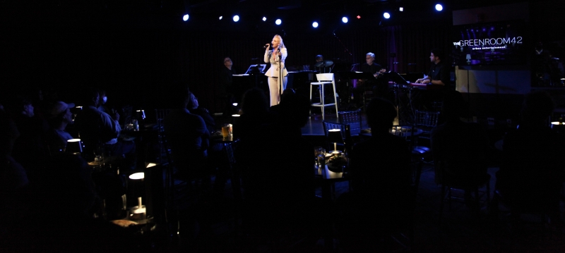 Review: Brandi Burkhardt Is A Wonder In FINDING WONDERLAND at The Green Room 42 Image