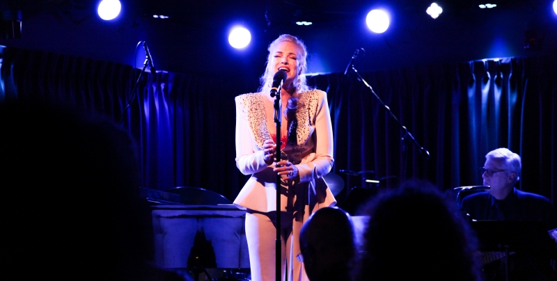 Review: Brandi Burkhardt Is A Wonder In FINDING WONDERLAND at The Green Room 42 Image