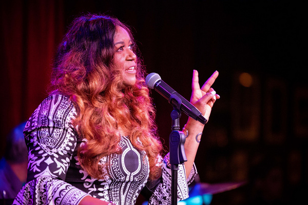 Photos: See Wendy Moten In Her Sold-Out Birdland Concert 