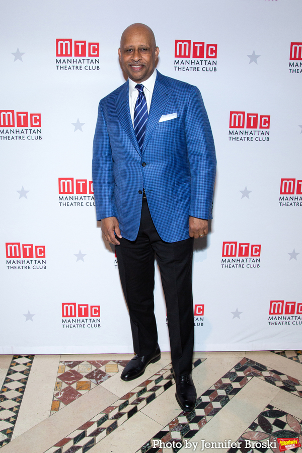 Photos: On the Red Carpet at the Manhattan Theatre Club Spring Gala Image
