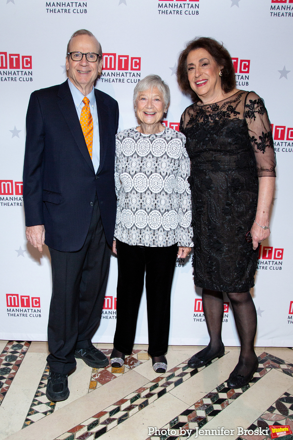 Photos: On the Red Carpet at the Manhattan Theatre Club Spring Gala Image