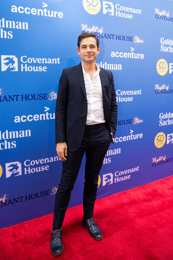 Photos: See Ariana DeBose, Darren Criss & More at NIGHT OF COVENANT HOUSE STARS Gala 