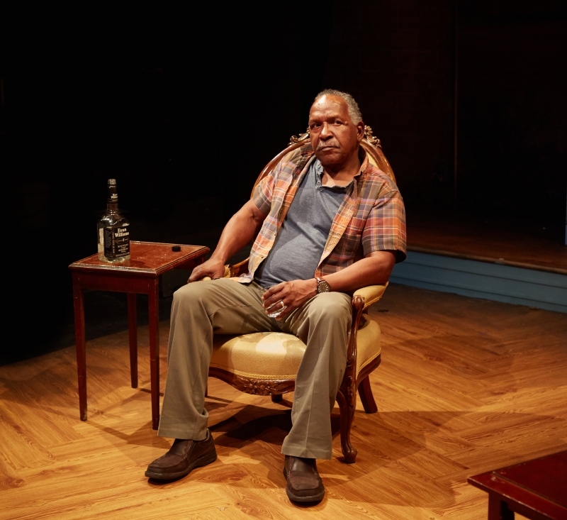 Review: 4th Wall Theatre Company Dazzles Again with BETWEEN RIVERSIDE AND CRAZY Image