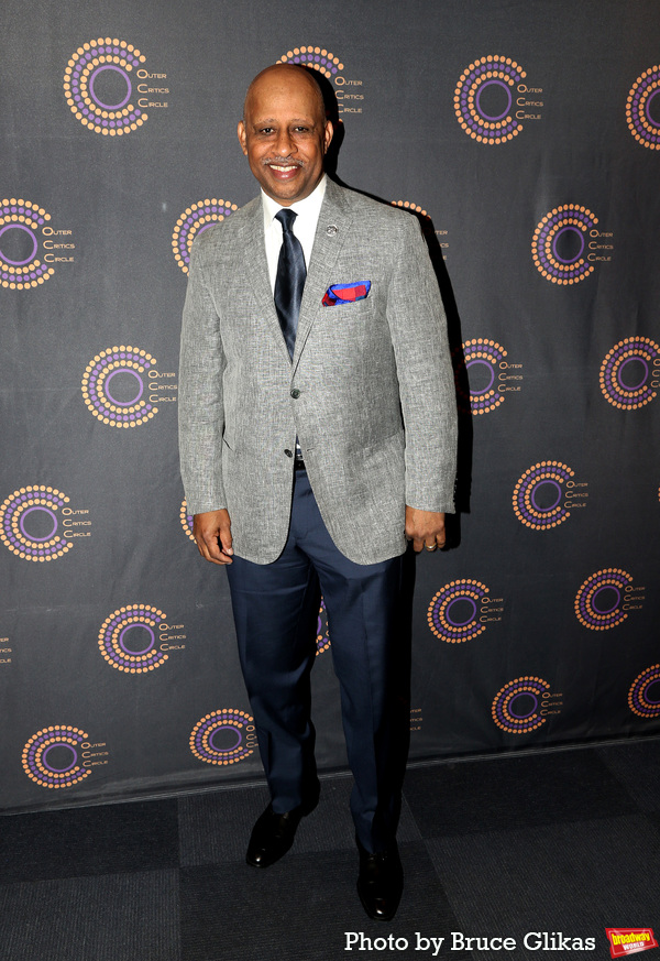 Photos: 2022 Outer Critics Circle Award Winners Walk the Red Carpet Image