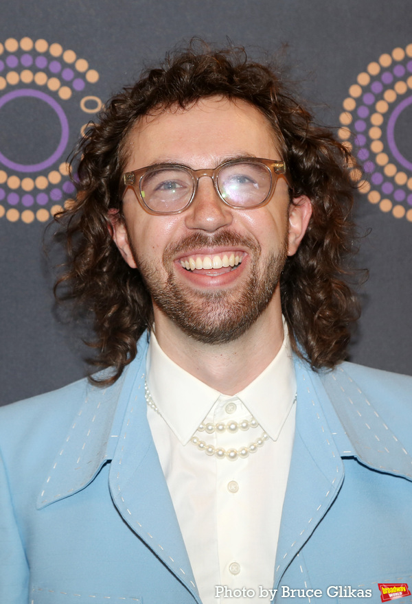 Photos: 2022 Outer Critics Circle Award Winners Walk the Red Carpet Image