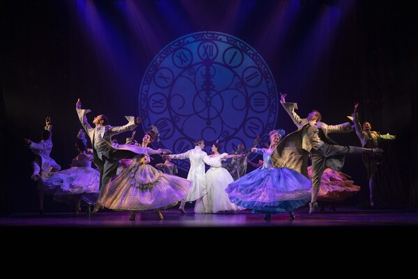 Review: RODGERS + HAMMERSTEIN'S CINDERELLA at Regent Theatre  Image