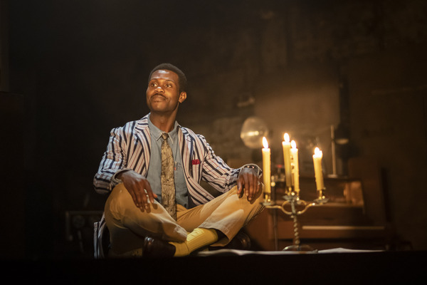 Photos: First Look at Amy Adams and More in THE GLASS MENAGERIE Image