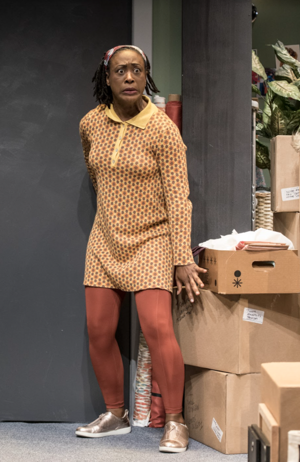 Photos: First Look at Everyman Theatre's Premiere Production of CRYING ON TELEVISION 