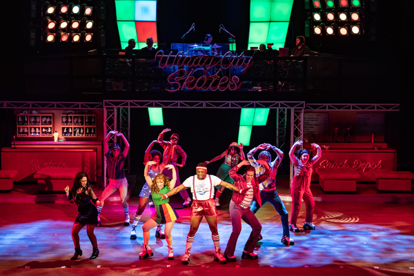 Photos/Video: First Look at SKATES at The Studebaker Theater Image