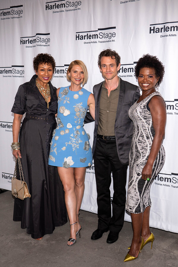 Tamara Tunie, Claire Danes, Hugh Dancy, LaChanze  Photo