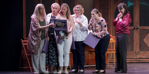 BWW Review: CALENDAR GIRLS at Des Moines Playhouse Photo