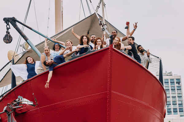 Photos: The Company of TITANIQUE Meets the Press Image