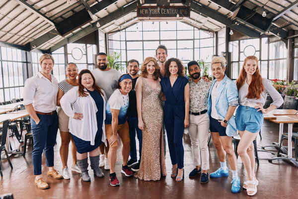 Photos: The Company of TITANIQUE Meets the Press Image