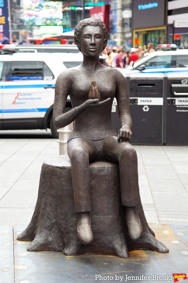 Photos: Lorraine Hansberry Statue Unveiled in Duffy Square Image