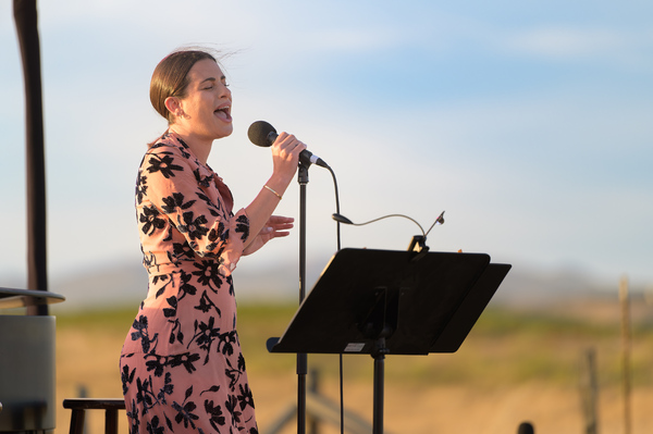 Photos: GLEE Star Lea Michele Kicks Off the BROADWAY AND VINE Concert Series Image