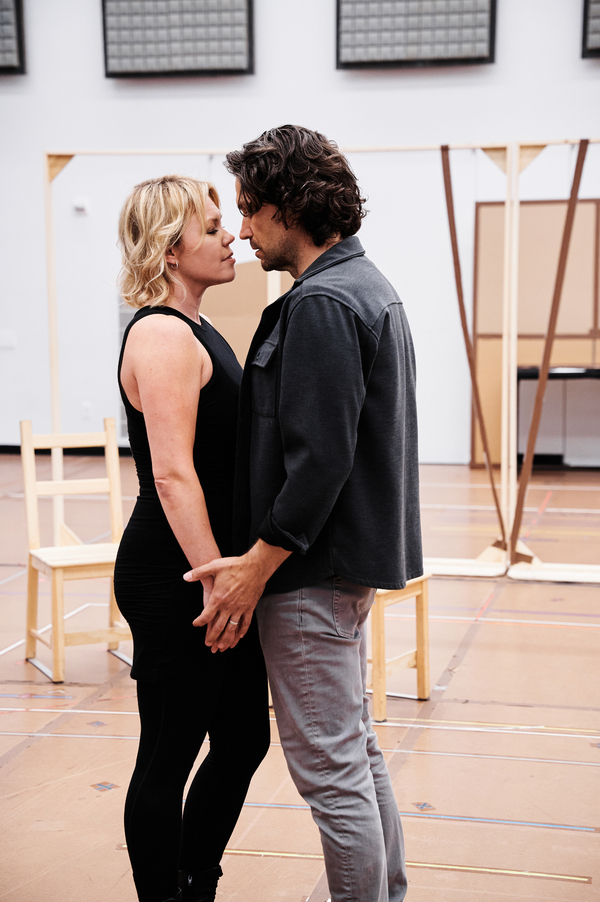 Photos: In Rehearsal For the Pre-Broadway Run of A BEAUTIFUL NOISE, THE NEIL DIAMOND MUSICAL Image
