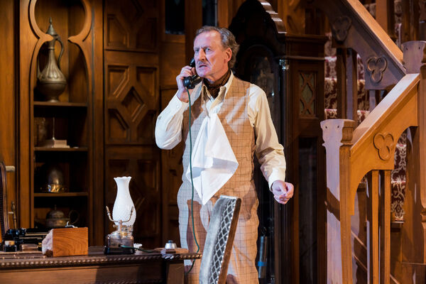 Photos: First Look at SLEUTH, Now Playing at Ensemble Theatre Company Image