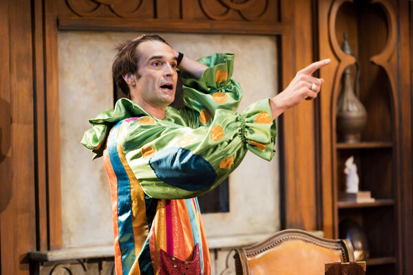 Photos: First Look at SLEUTH, Now Playing at Ensemble Theatre Company Image