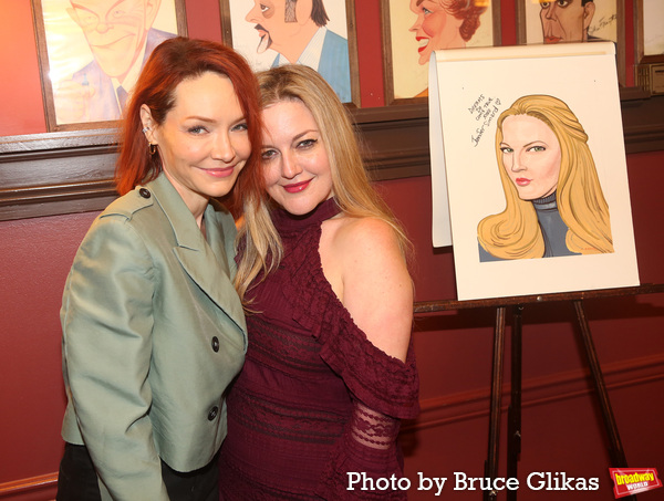 Photos: Jennifer Simard Receives Her Portrait at Sardi's Image