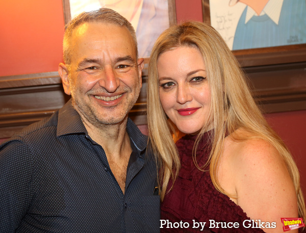 Photos: Jennifer Simard Receives Her Portrait at Sardi's Image