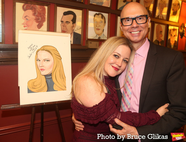 Photos: Jennifer Simard Receives Her Portrait at Sardi's Image