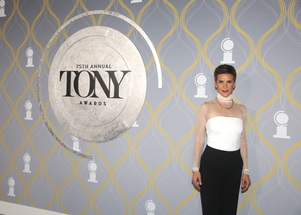 Photos: Broadway Stars Align on the 2022 Tony Awards Red Carpet Image