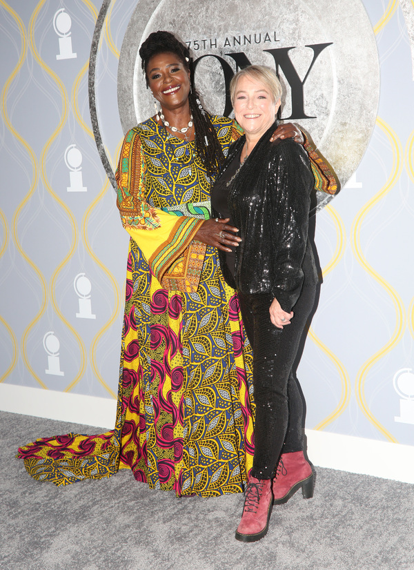 Photos: Broadway Stars Align on the 2022 Tony Awards Red Carpet Image