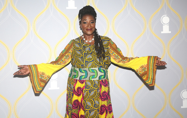 Photos: Broadway Stars Align on the 2022 Tony Awards Red Carpet Image