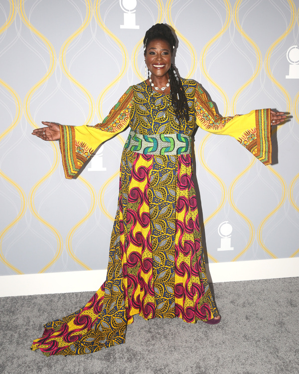 Photos: Broadway Stars Align on the 2022 Tony Awards Red Carpet Image