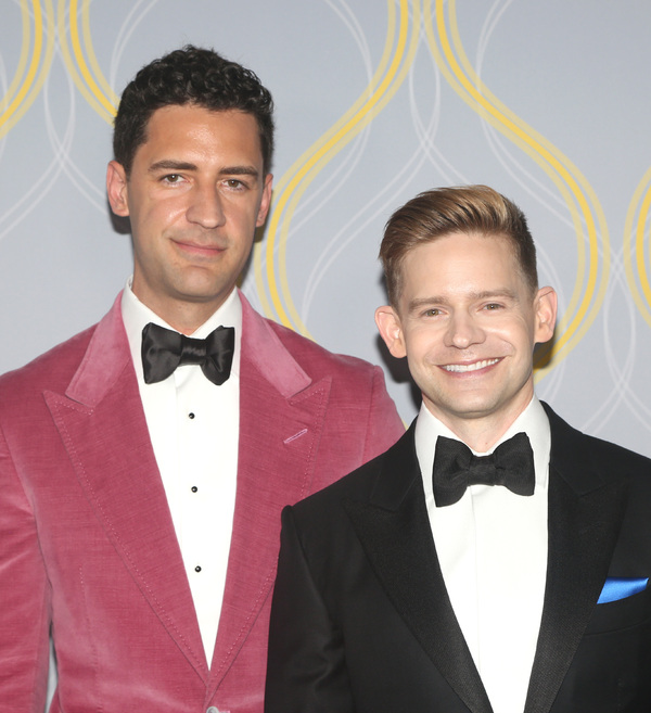 Photos: Broadway Stars Align on the 2022 Tony Awards Red Carpet Image