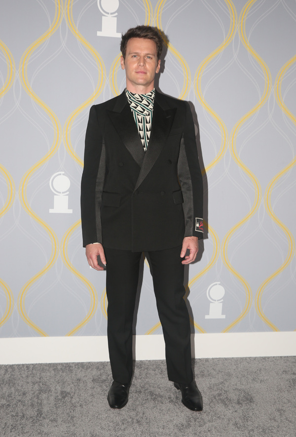 Photos: Broadway Stars Align on the 2022 Tony Awards Red Carpet Image