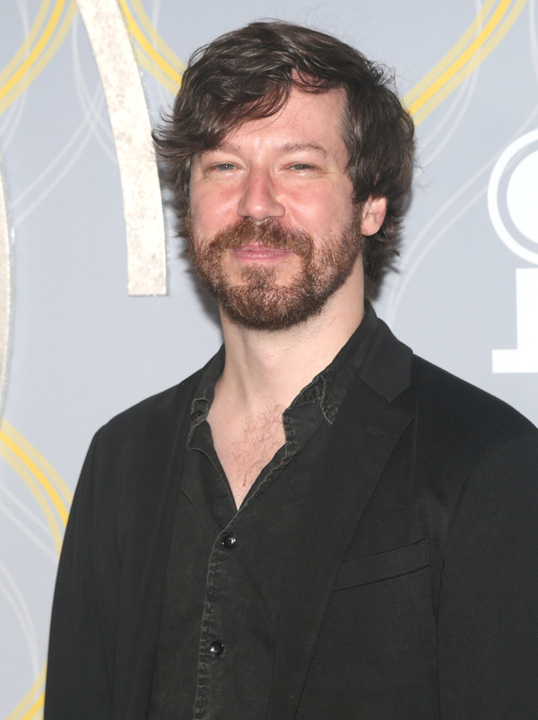 Photos: Broadway Stars Align on the 2022 Tony Awards Red Carpet Image