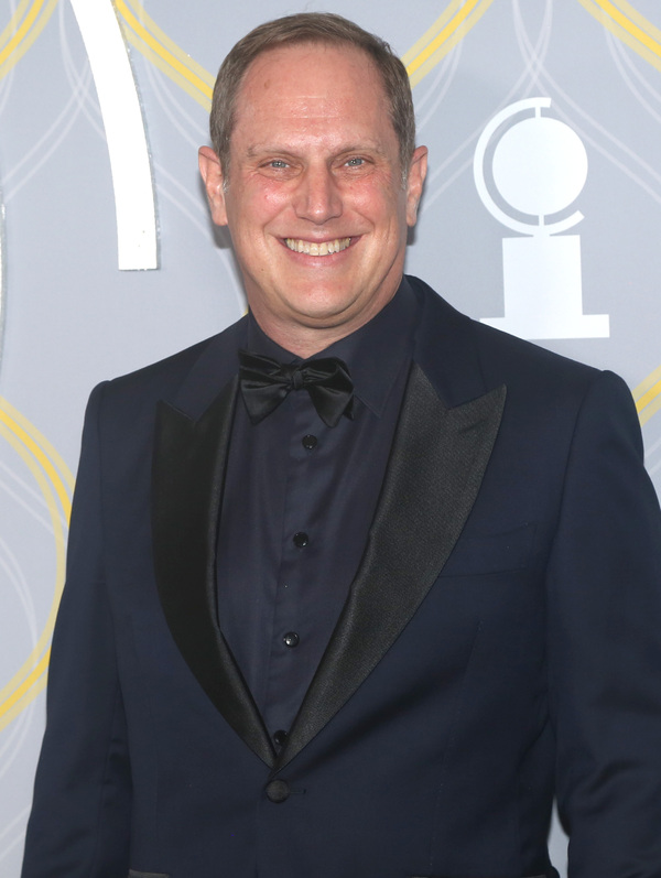 Photos: Broadway Stars Align on the 2022 Tony Awards Red Carpet Image