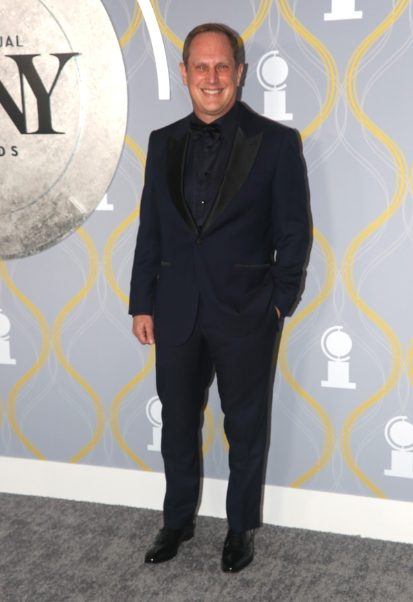 Photos: Broadway Stars Align on the 2022 Tony Awards Red Carpet Image
