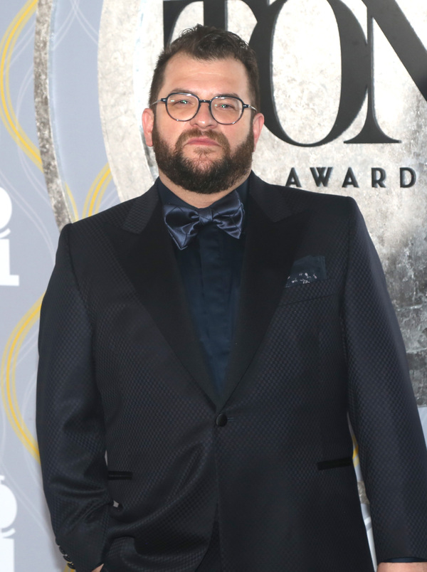 Photos: Broadway Stars Align on the 2022 Tony Awards Red Carpet Image