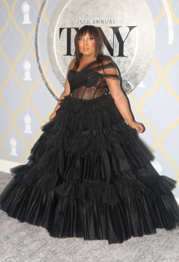 Photos: Broadway Stars Align on the 2022 Tony Awards Red Carpet Image