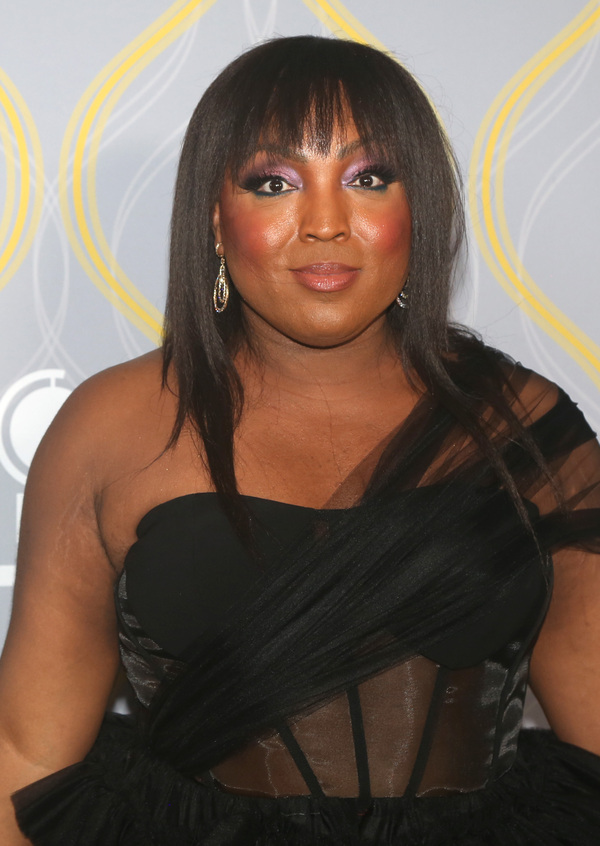 Photos: Broadway Stars Align on the 2022 Tony Awards Red Carpet Image