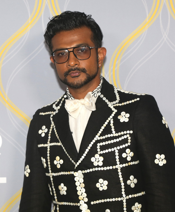 Photos: Broadway Stars Align on the 2022 Tony Awards Red Carpet Image
