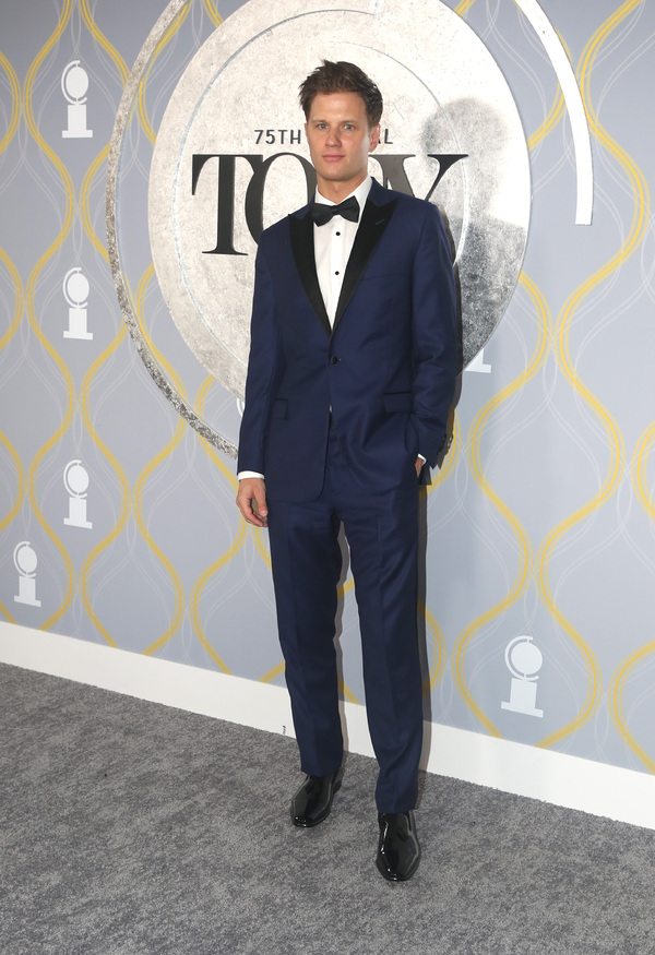 Photos: Broadway Stars Align on the 2022 Tony Awards Red Carpet Image