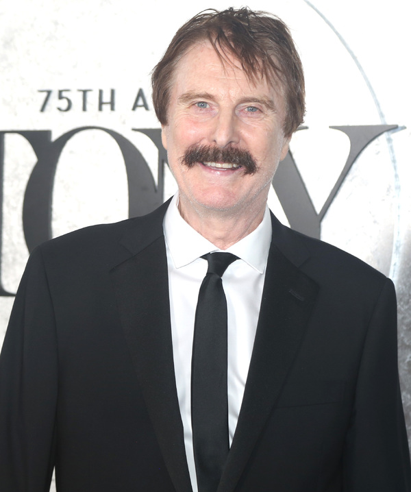 Photos: Broadway Stars Align on the 2022 Tony Awards Red Carpet Image