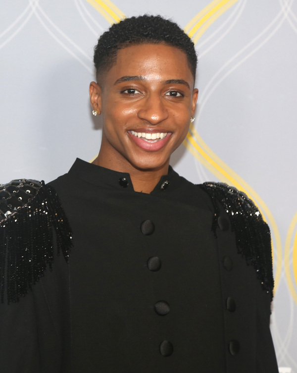 Photos: Broadway Stars Align on the 2022 Tony Awards Red Carpet Image