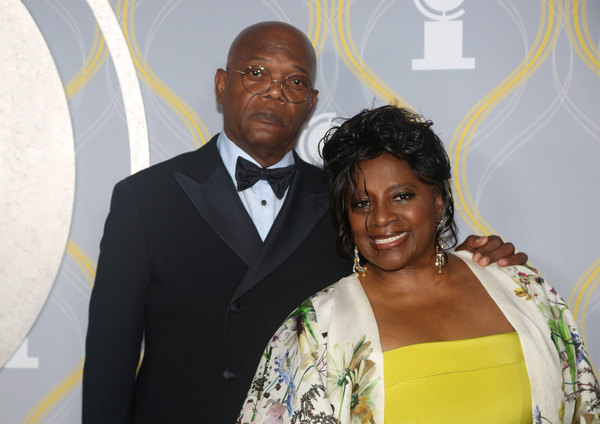 Photos: Broadway Stars Align on the 2022 Tony Awards Red Carpet Image