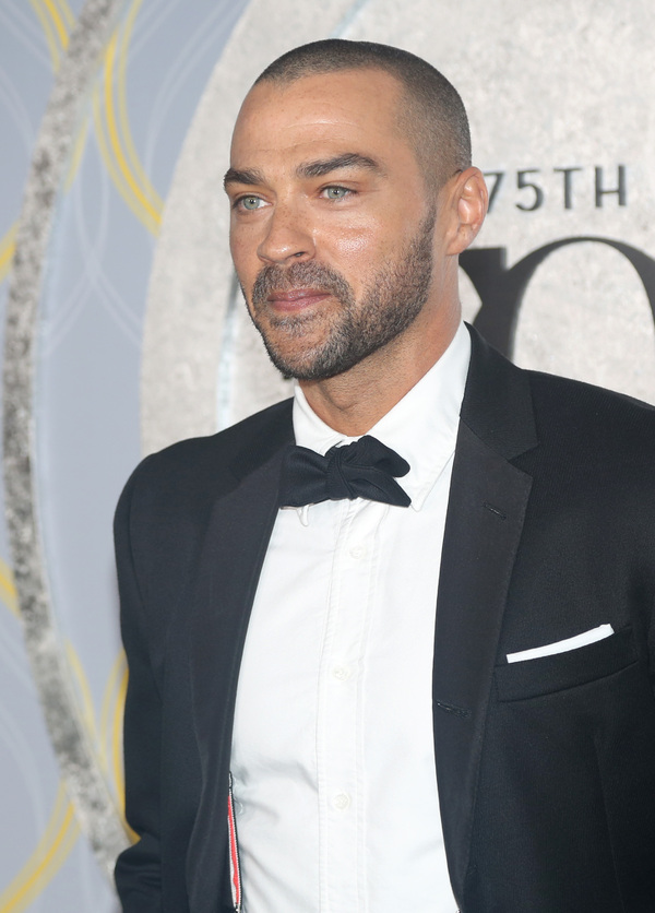 Photos: Broadway Stars Align on the 2022 Tony Awards Red Carpet Image
